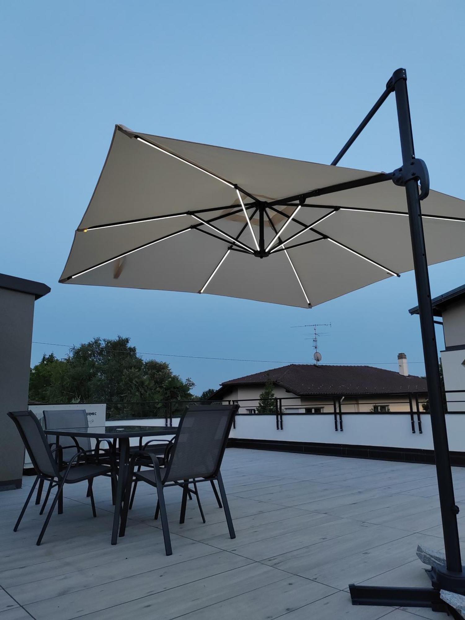 La Terrazza - Very Quiet - Free Park - 3 Min From Varese Center And Lake - Air Conditioning - Cycling Friendly Διαμέρισμα Εξωτερικό φωτογραφία